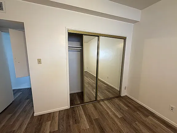 Fleetwood Apartments — Photo 6