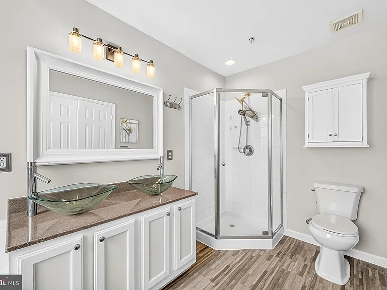 9743 Quiet Brook Ln — Photo 23
