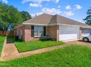 404 Woodlake Cv W, Brandon, MS 39047