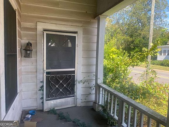 2nd image of 1016 Nicholson St