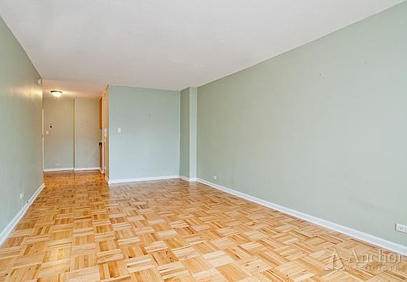 3rd image of 300 E 40th St APT 24X