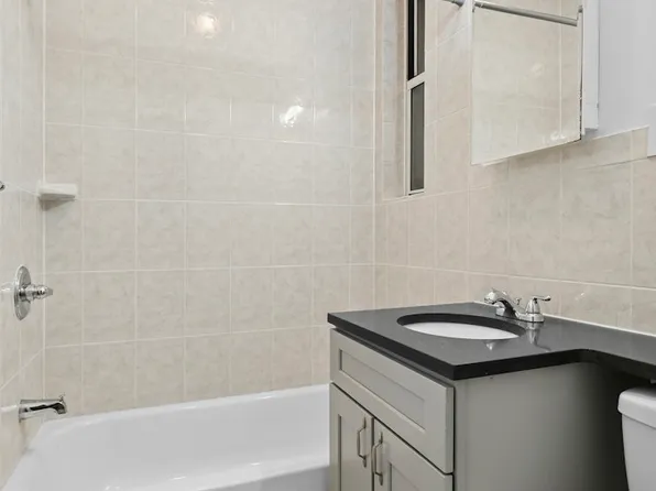 320 East 83rd Street 2B image 7 of 7