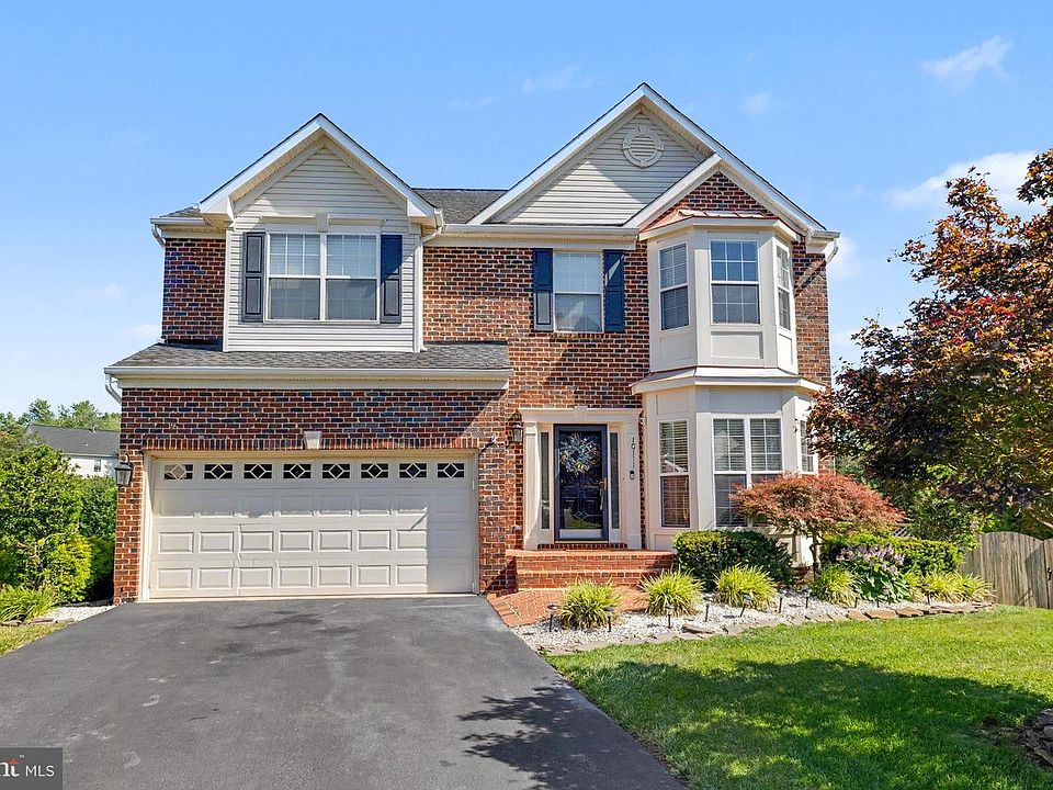 1st image of 10111 Trumpet Vine Ct