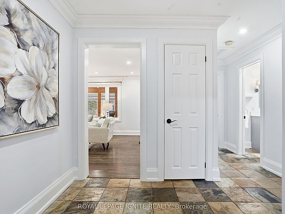 4th image of 930 Old Derry Rd