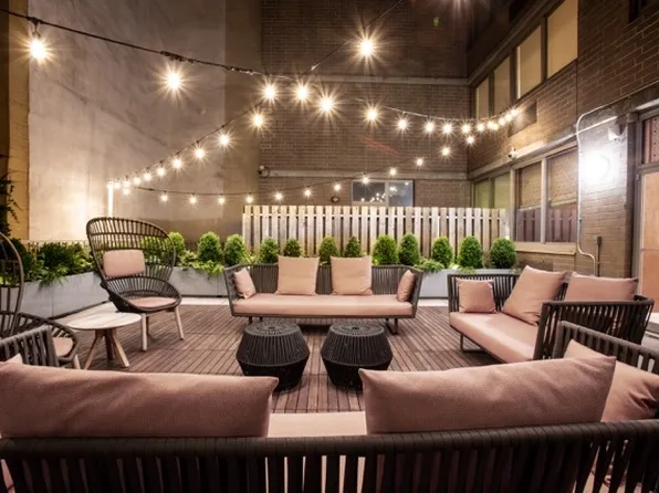 561 10th Avenue image 14 of 38