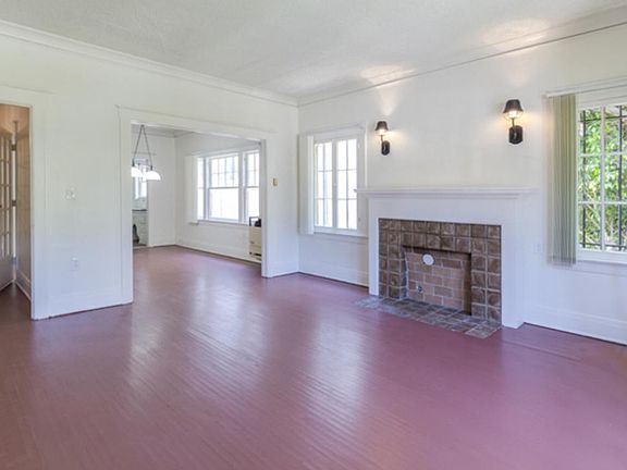 5th image of 7360 Hollywood Blvd APT C