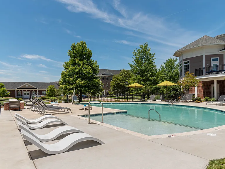 Pinnacle Apartments — Photo 24
