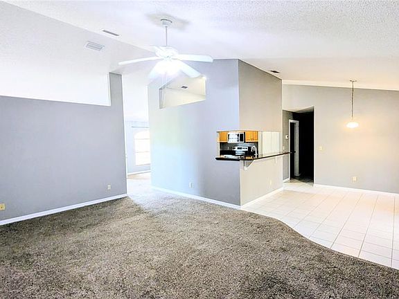 5th image of 926 Chelsea Way
