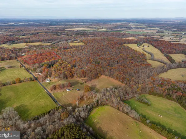 Courtney School Rd, Midland, VA 22728