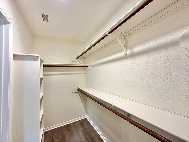 1514 Park Meadow Dr — Photo 12