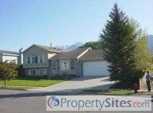 11305 S Loredo Dr, Sandy, UT 84094