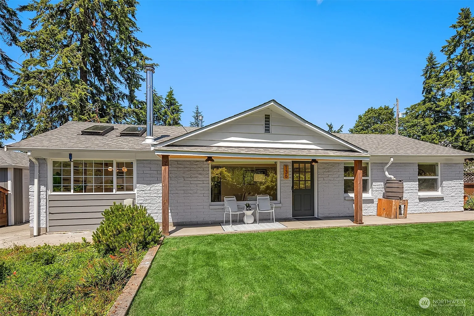 136 N 182nd Street photo 1