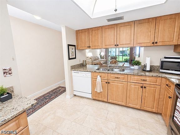 4th image of 11610 Caravel Cir APT 108