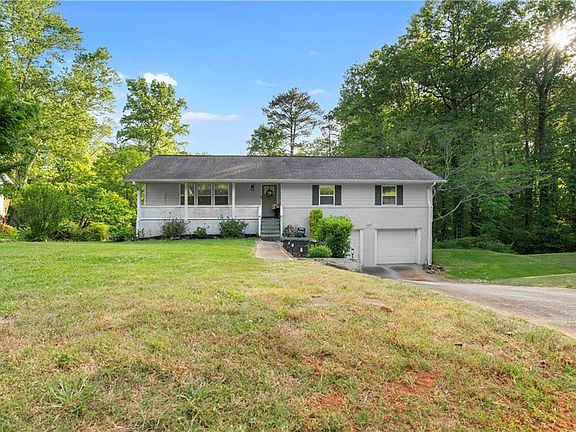 2nd image of 1609 Elm Ridge Way