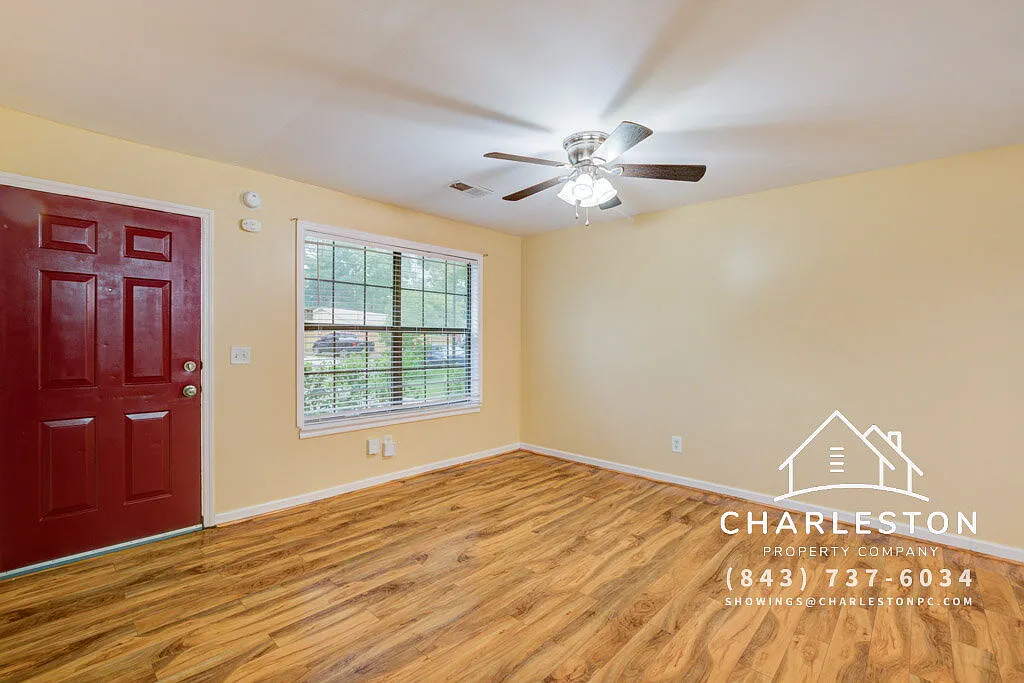 3 bed, 1.5 bath, 1000 sqft, $1,750 — Photo 4