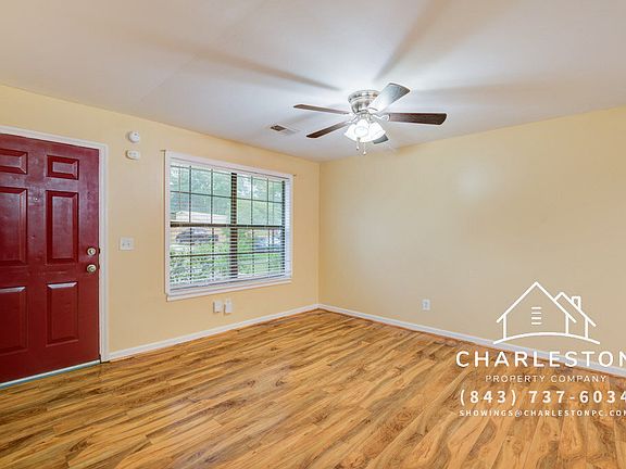 4th image of 106 Carriage Ct