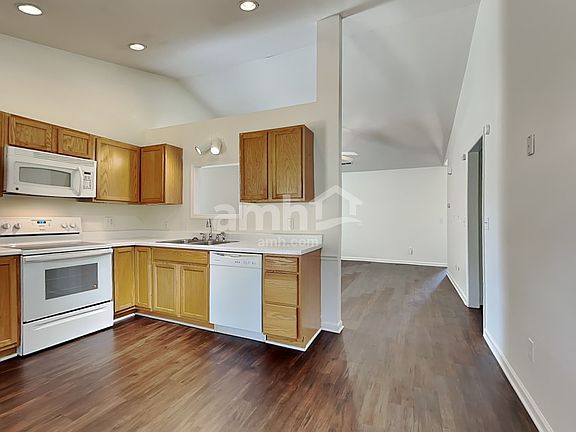 4th image of 115 Braeburn Dr