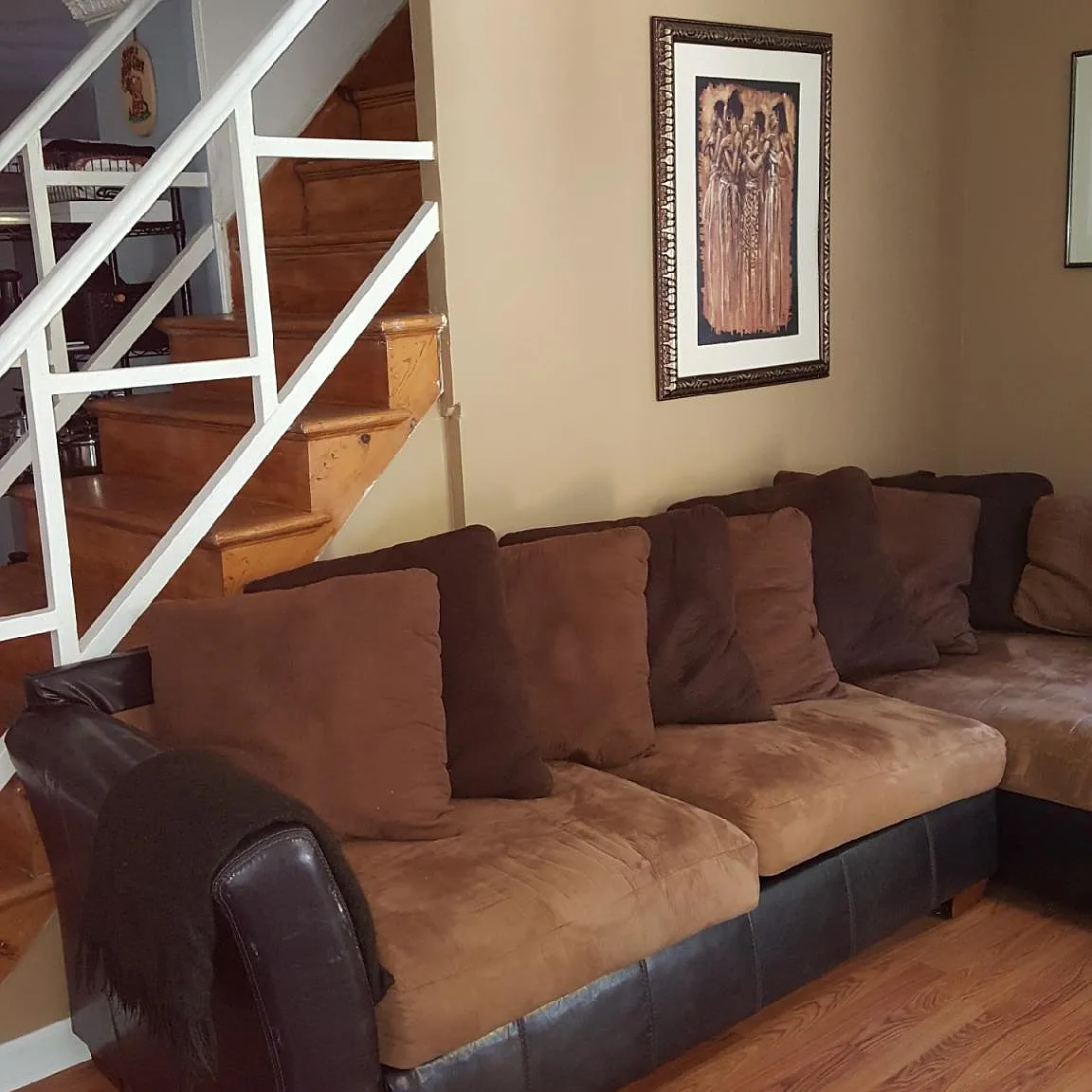 2440 S Oxford Street — Photo 3