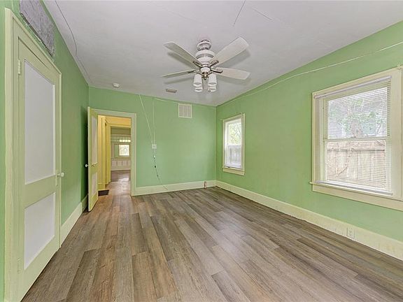 27th image of 1005 16TH AVENUE S