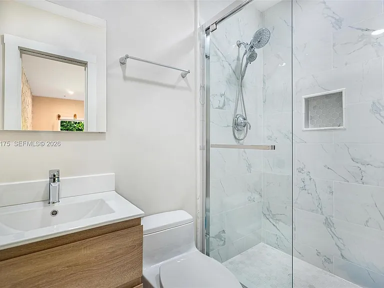 510 Bargello Ave — Photo 25
