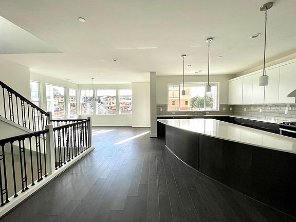 3rd image of 26610 Alden Bay
