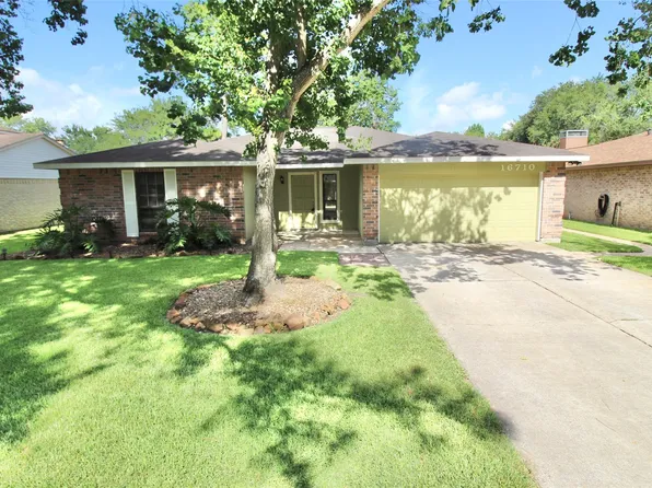 16710 Cobble Ridge Dr, Sugar Land, TX 77498