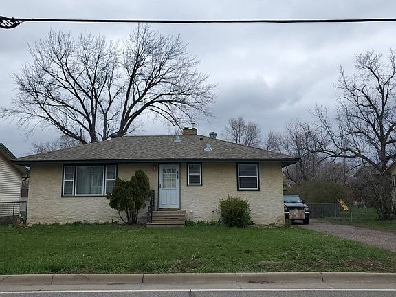 2nd image of 627 Grant St