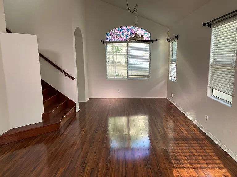 2626 W Ball Rd #H3 — Photo 4