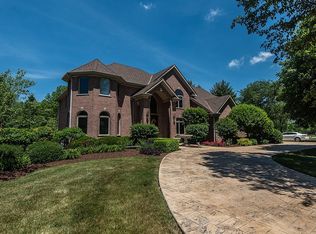 7N210 Windsor Dr, Saint Charles, IL 60175