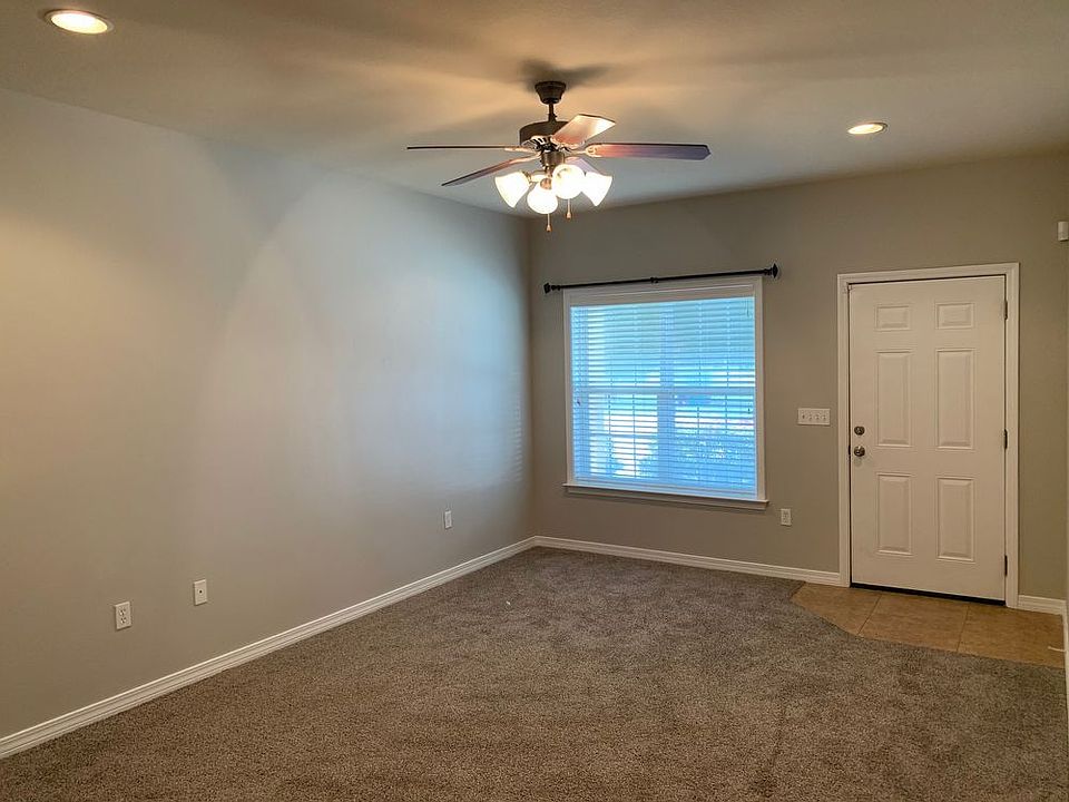 1st image of 1484 Bentley Cir