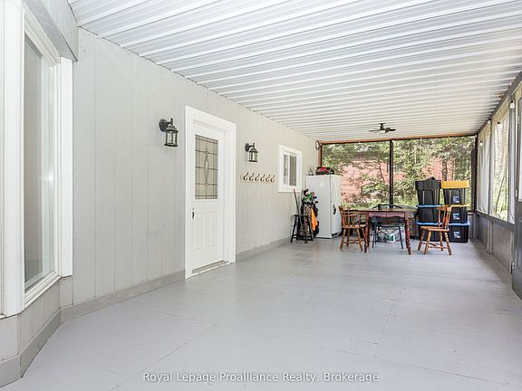 5th image of 337 Lake Dalrymple Rd