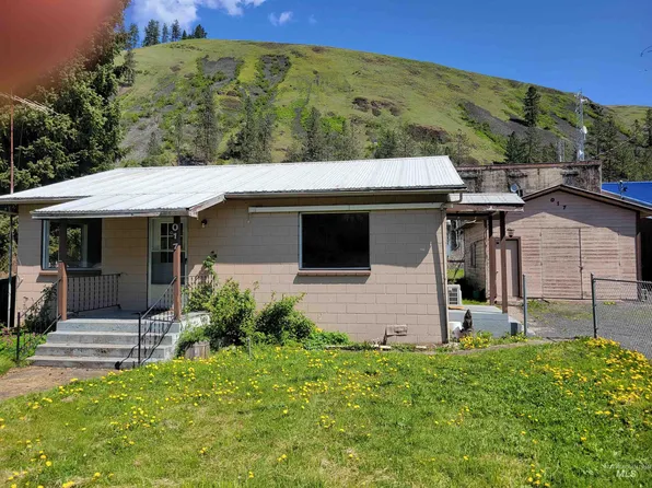 17 S Front St, Kooskia, ID 83539