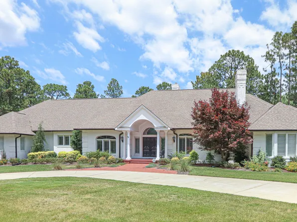 5 Wicker Lane, Pinehurst, NC 28374