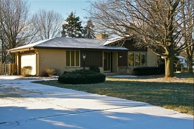 1st image of 13725 W Honey Ln