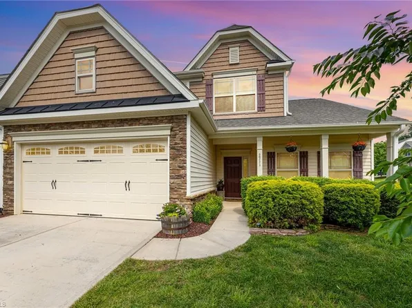 2711 Chari Park Ln, Walkertown, NC 27051