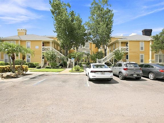 4th image of 115 112TH AVENUE NE #307