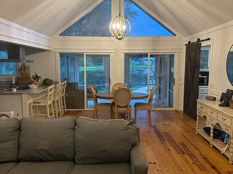 307 Doe Run Cir — Photo 32