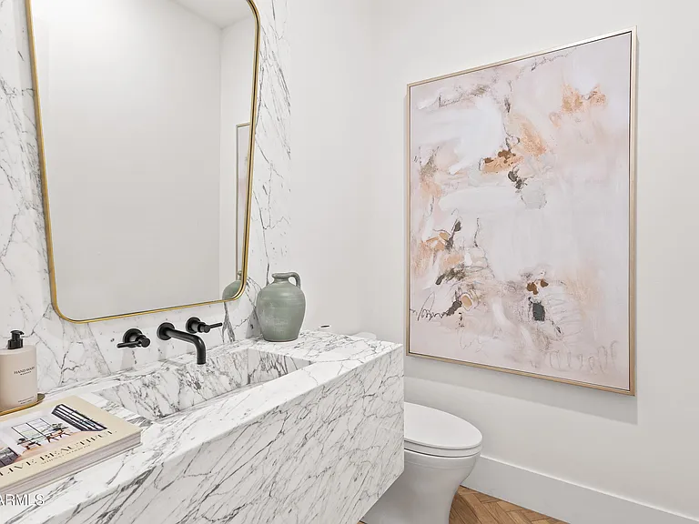 54 W Palm Ln #54 — Photo 40