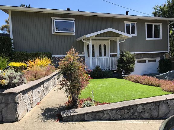4th image of 1195 Manzanita Dr