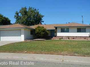 1400 Las Lomitas Cir, Sacramento, CA 95831