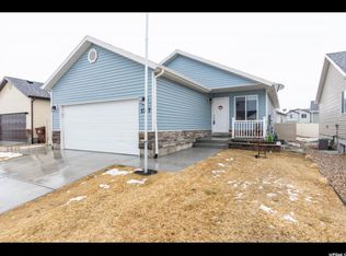 1727 E Slow Water Way, Eagle Mountain, UT 84005