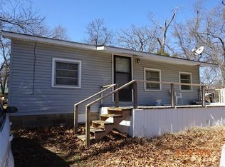 116 Hook Rd, Locust Grove, OK 74352