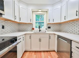 92 1st Rd, Glocester, RI 02814