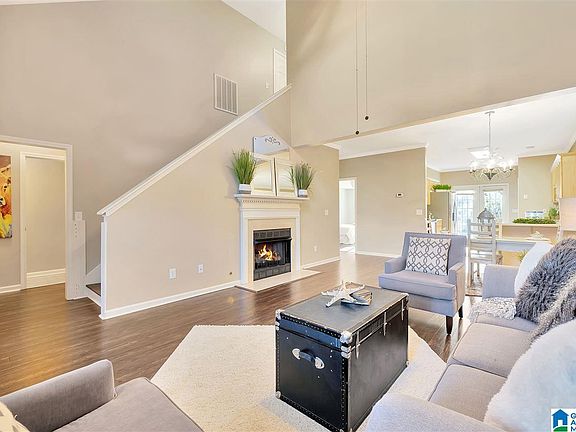 3rd image of 1529 Savannah Park