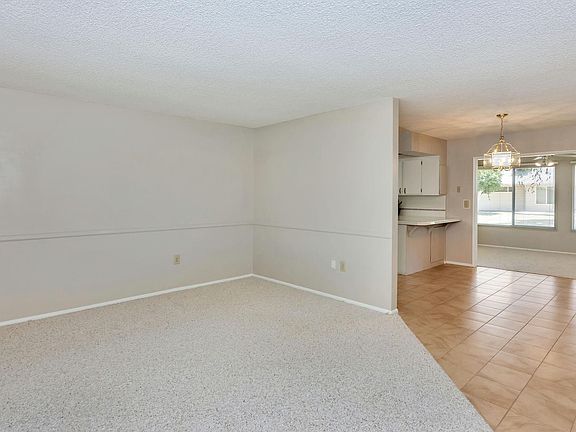 5th image of 10417 W Kingswood Cir