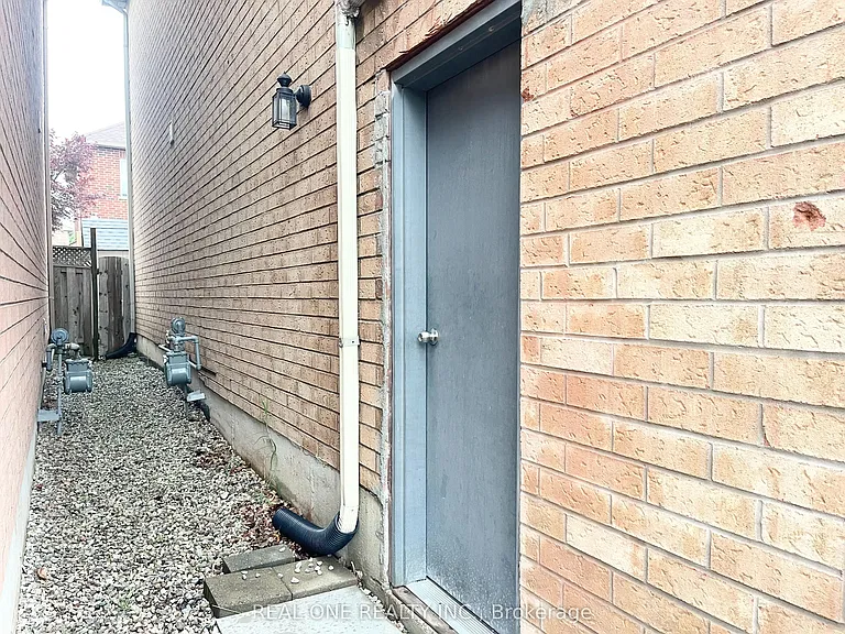 485 English Rose Ln #BASEMENT — Photo 17