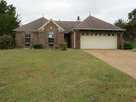 2nd image of 40 Oak Crest Dr