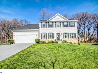 220 Castlerea Rd, Avondale, PA 19311