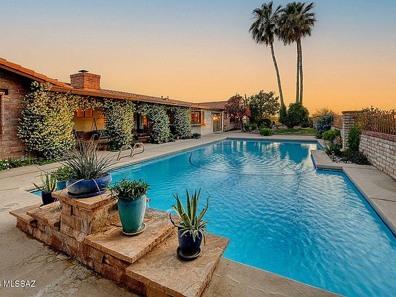 3rd image of 5425 E Placita Hayuco