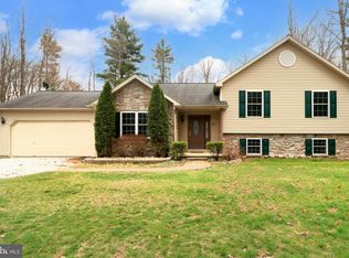 1761 On Point Ln, Warriors Mark, PA 16877